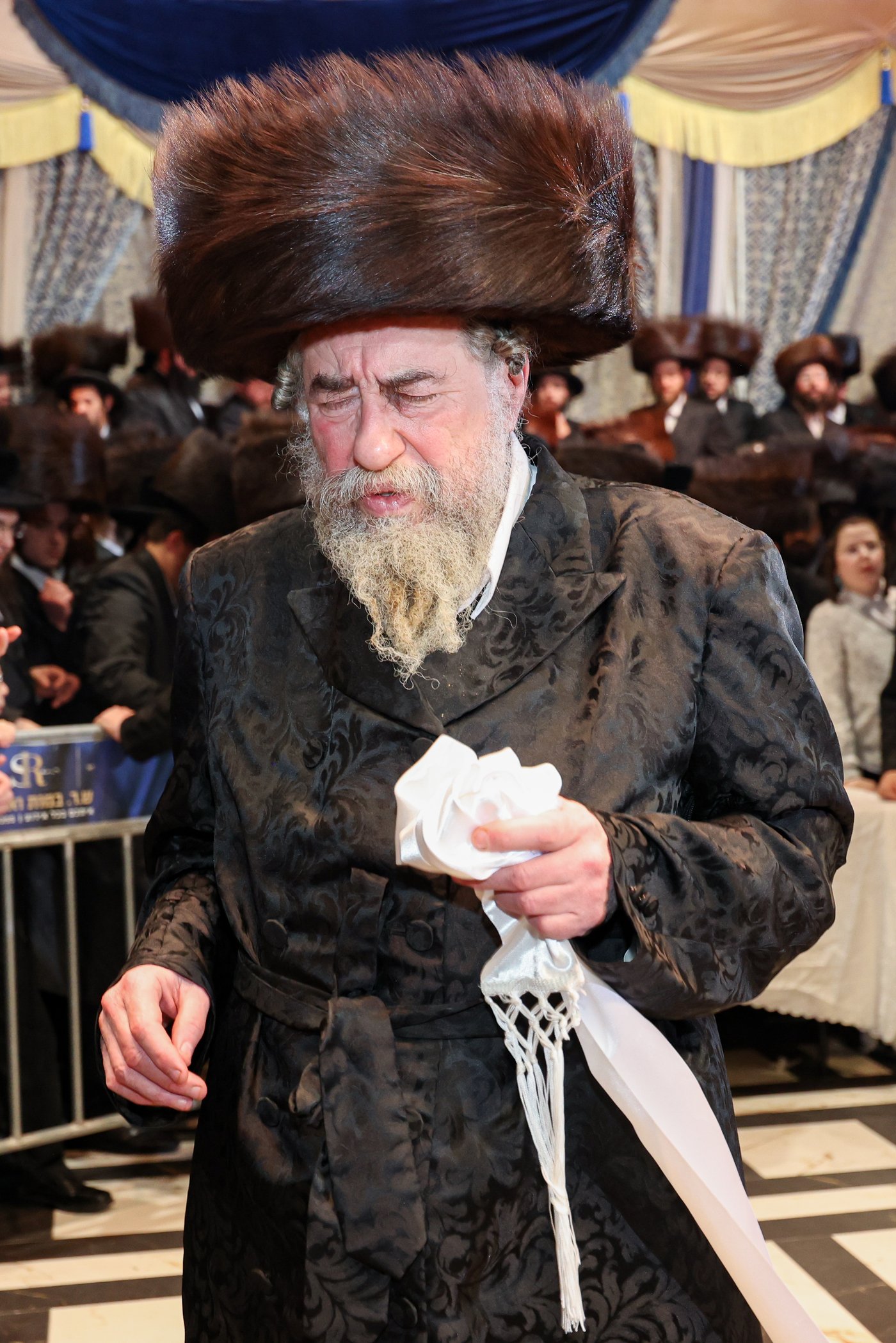 שמחת בית זוויעהיל - פינסק קרלין - טרעבישאן