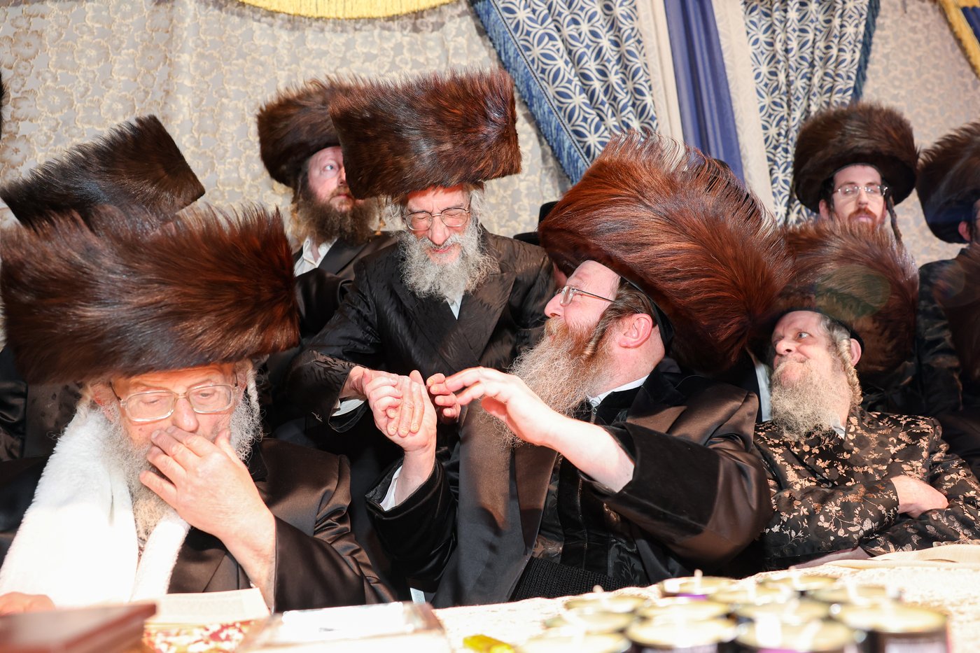 שמחת בית זוויעהיל - פינסק קרלין - טרעבישאן