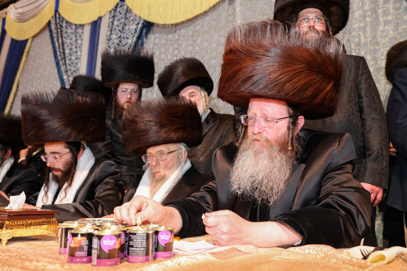 שמחת בית זוויעהיל - פינסק קרלין - טרעבישאן