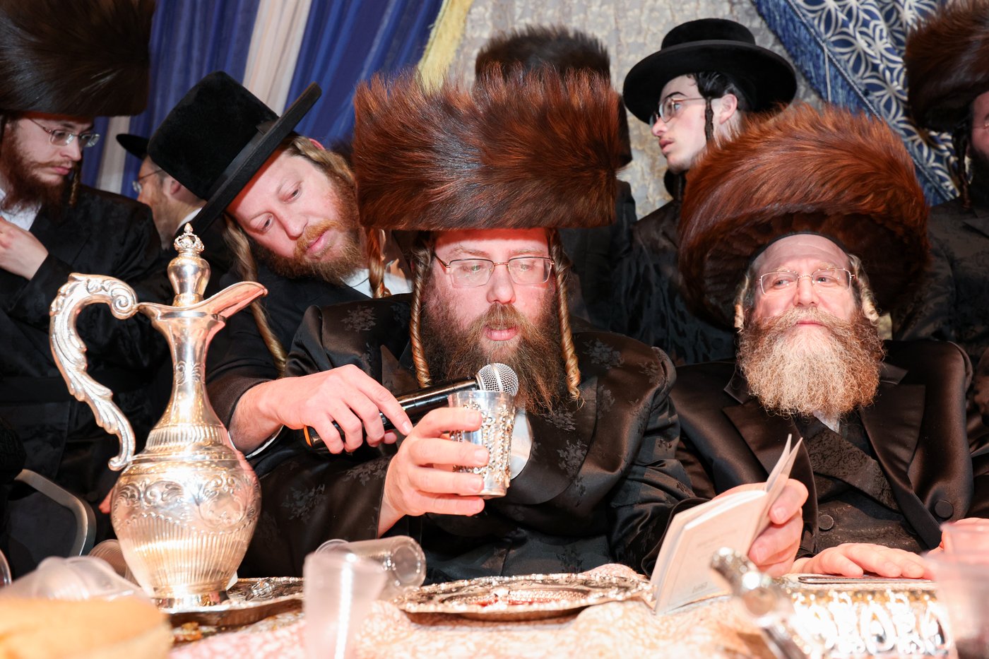 שמחת בית זוויעהיל - פינסק קרלין - טרעבישאן