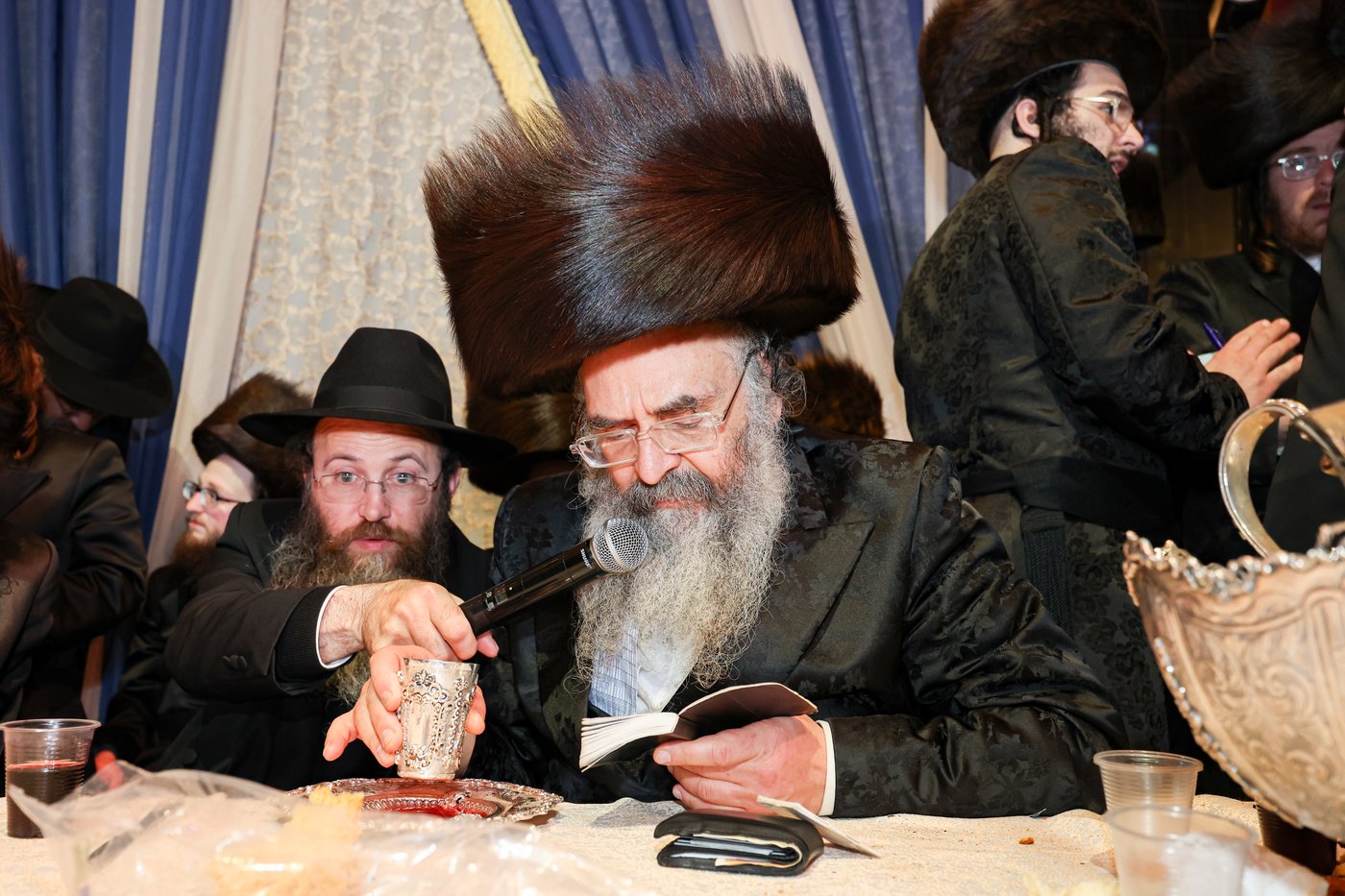 שמחת בית זוויעהיל - פינסק קרלין - טרעבישאן