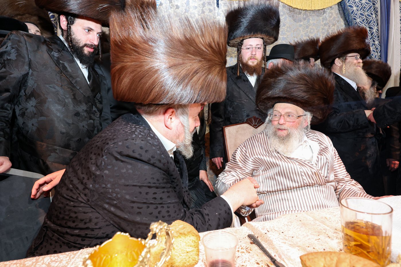 שמחת בית זוויעהיל - פינסק קרלין - טרעבישאן