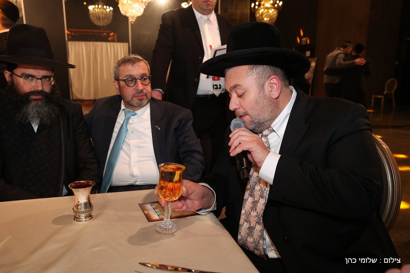 החתונה של רפי פרלשטיין