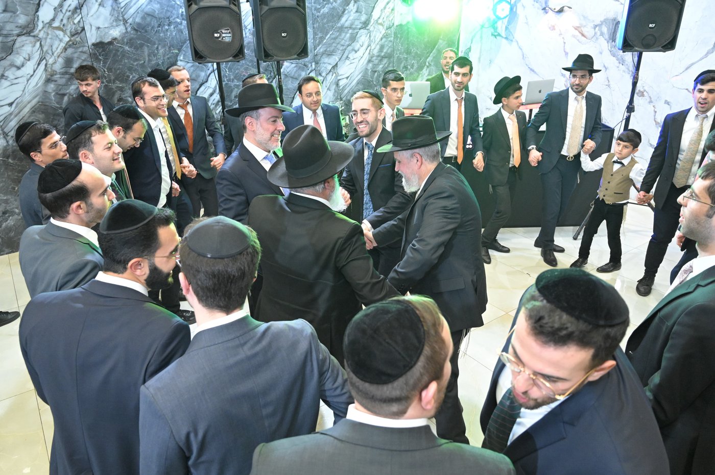 שמחת אירוסי נכד הגר"י כהן