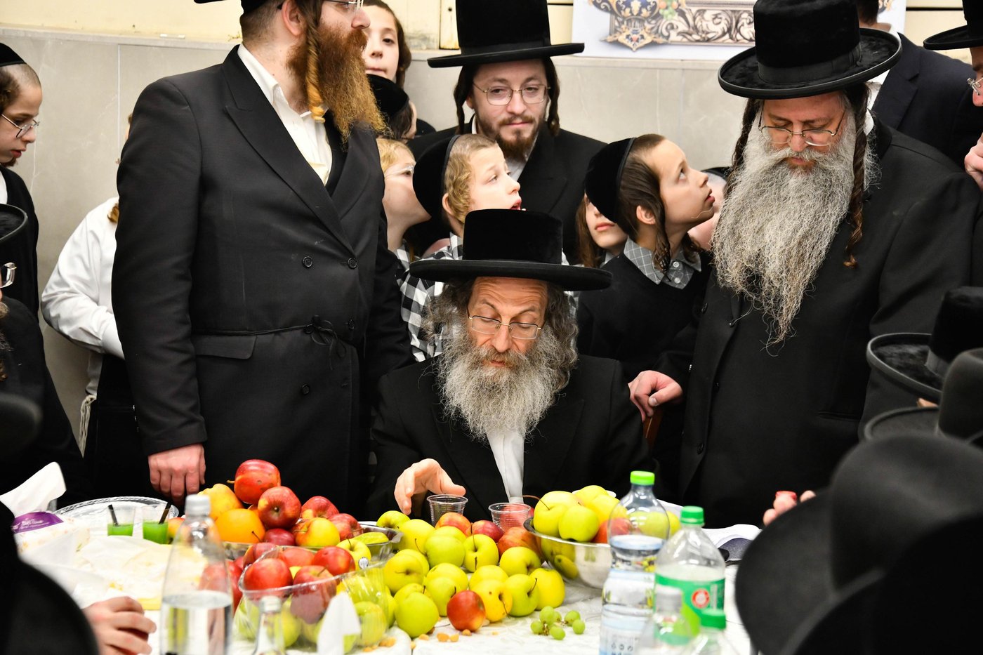 הרה"צ רבי אלימלך בידרמן בטיש ט"ו בשבט