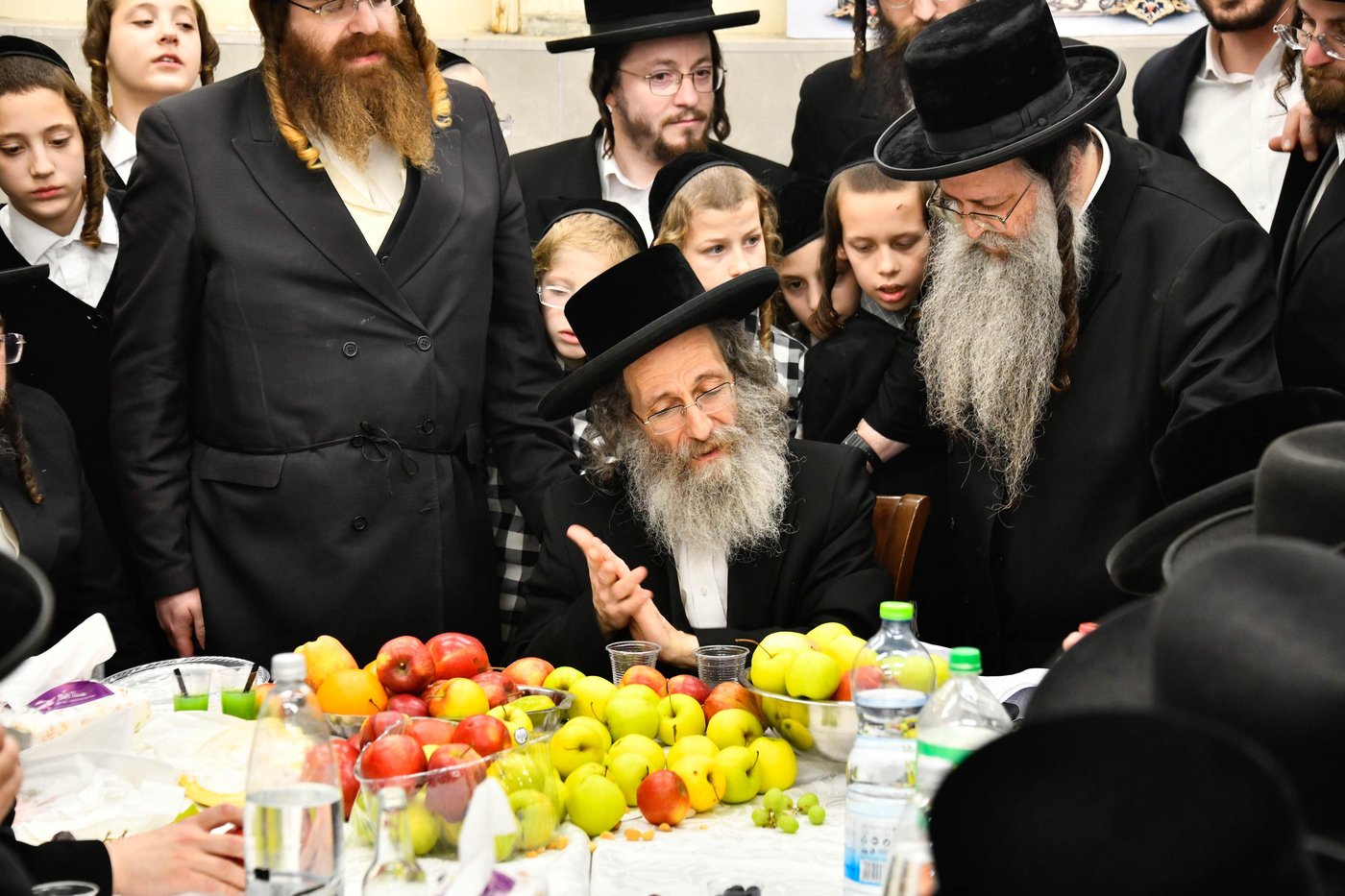 הרה"צ רבי אלימלך בידרמן בטיש ט"ו בשבט