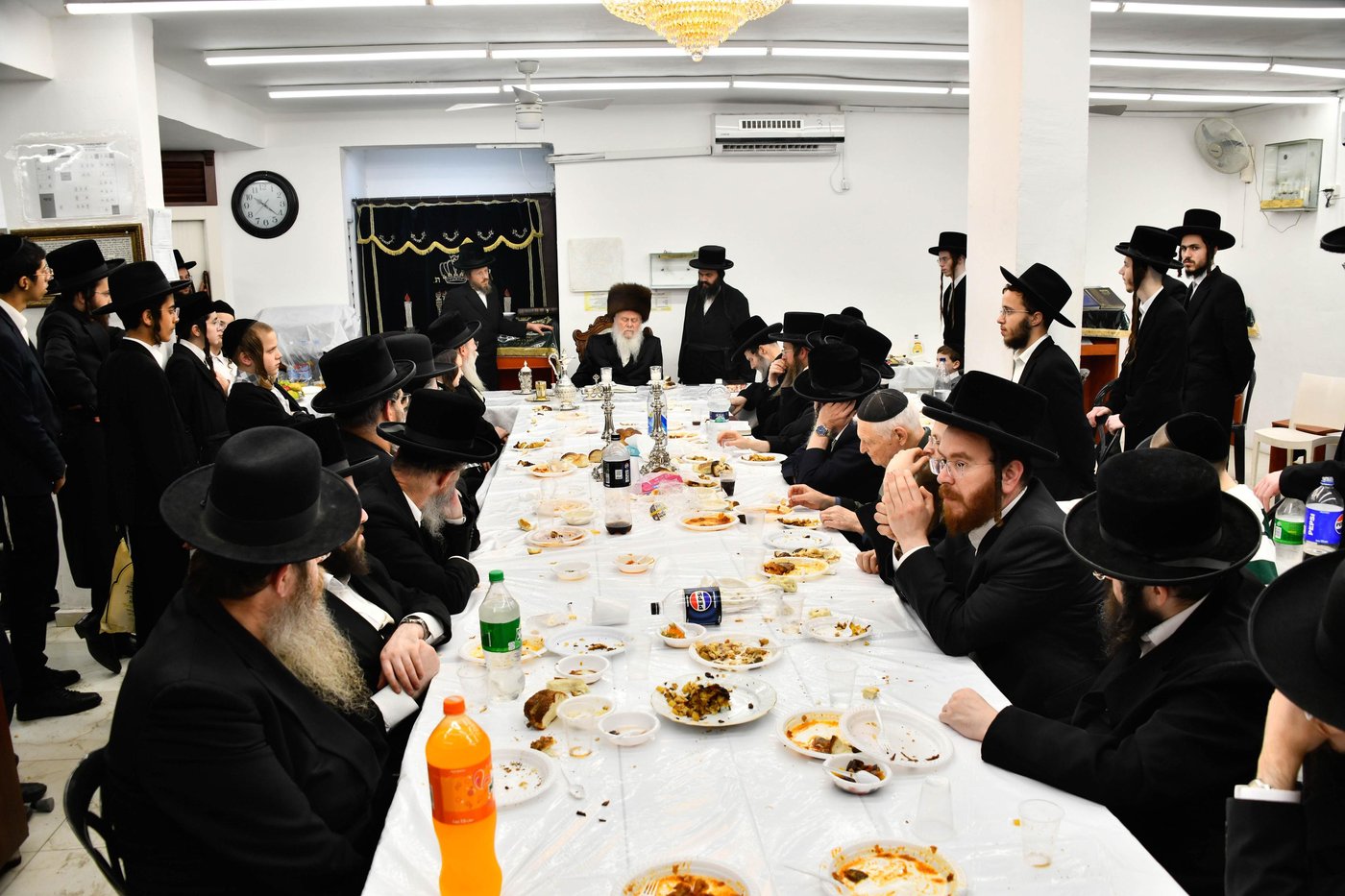 האדמו"ר מוואסלוי בטיש ט"ו בשבט