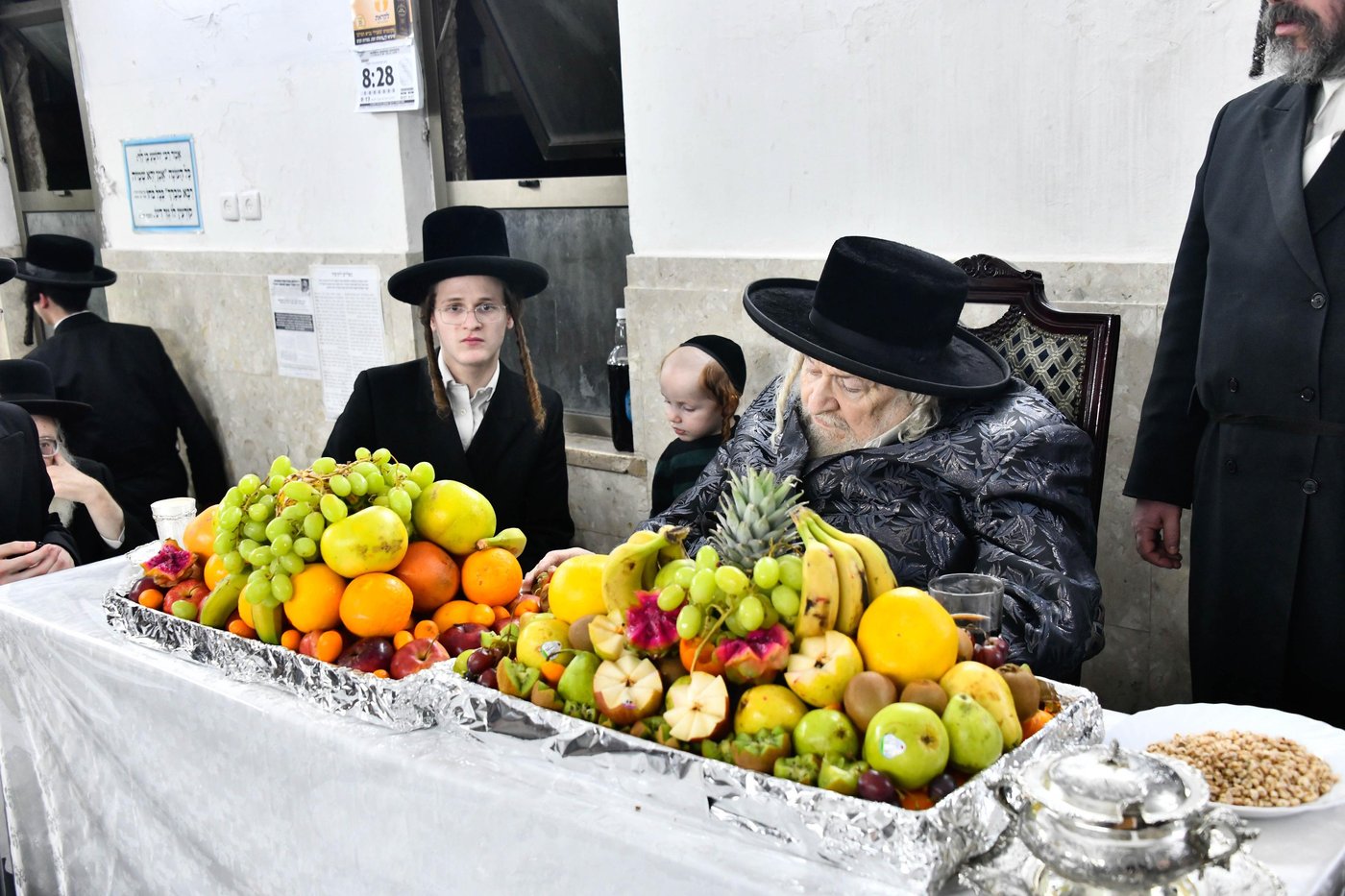 האדמו"ר מטעמשוואר בטיש ט"ו בשבט