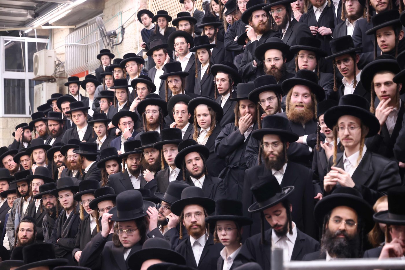 האדמו"ר מקרעטשניף כפר אתא בטיש ט"ו בשבט