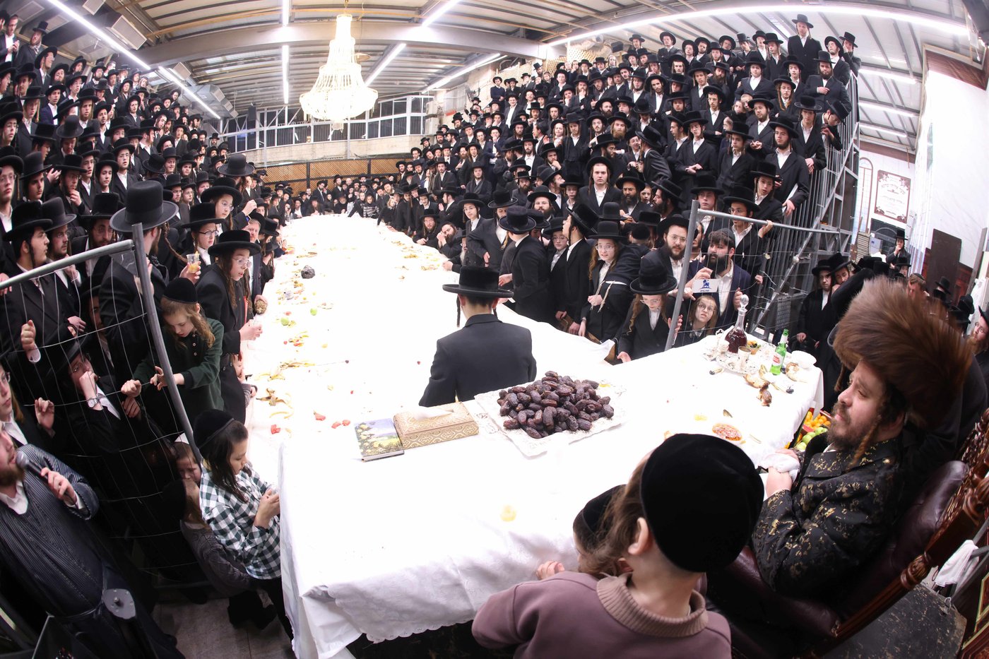 האדמו"ר מקרעטשניף כפר אתא בטיש ט"ו בשבט