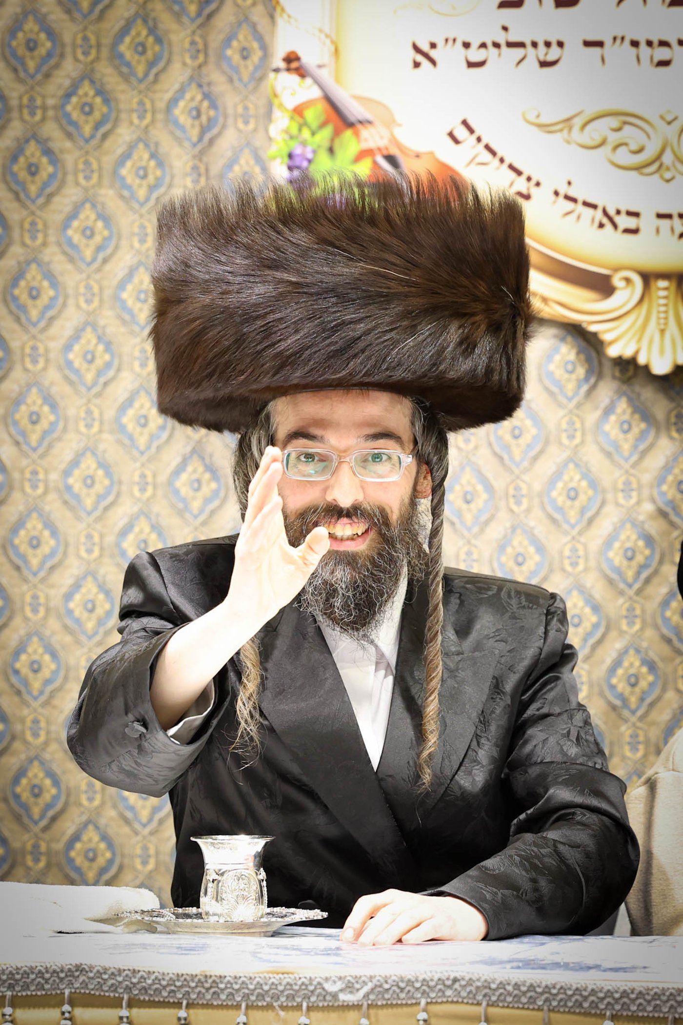 שבע ברכות בשילוב טיש ט"ו בשבט בזוועהיל