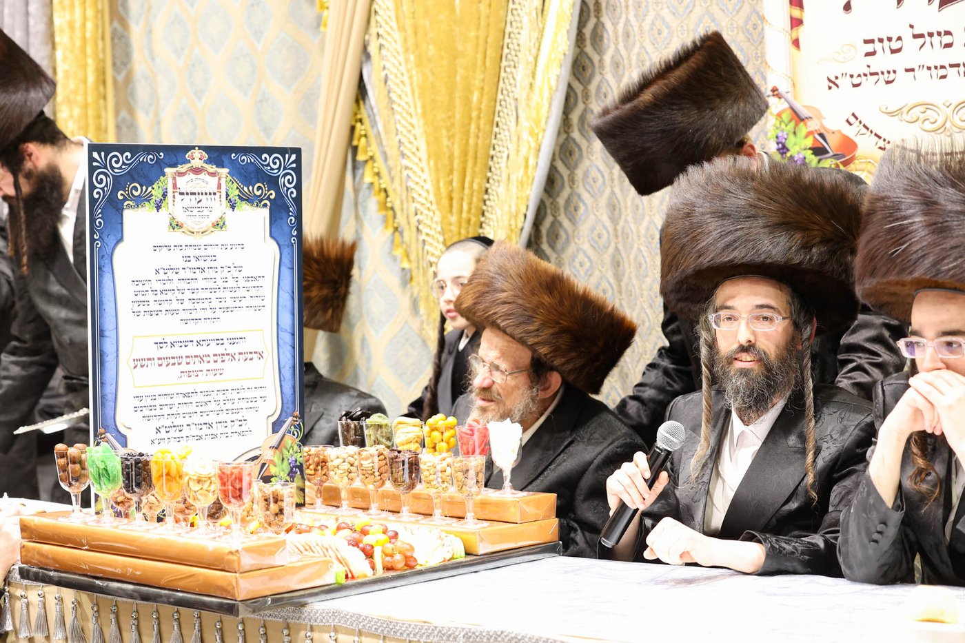 שבע ברכות בשילוב טיש ט"ו בשבט בזוועהיל