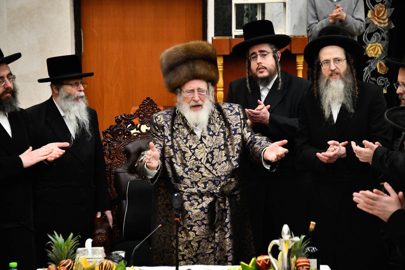 האדמו"ר מספינקא בטיש ט"ו בשבט