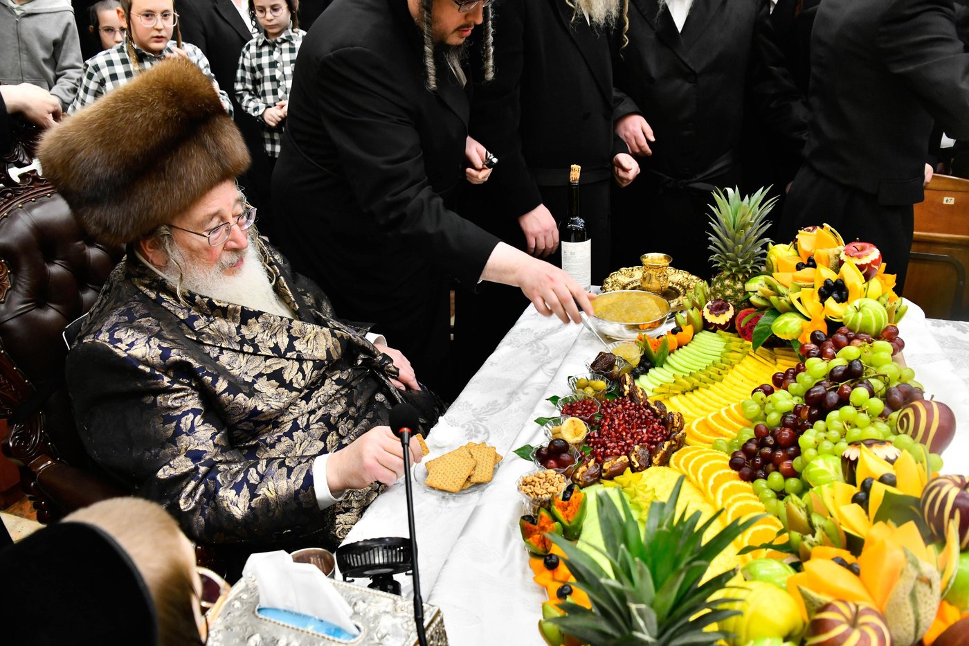 האדמו"ר מספינקא בטיש ט"ו בשבט