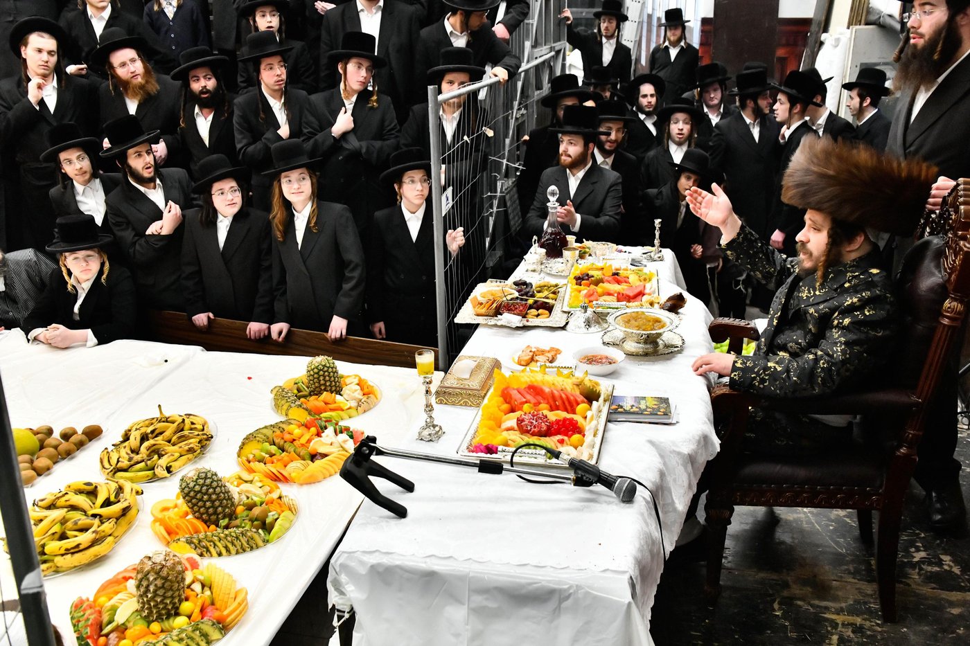 האדמו"ר מקרעטשניף כפר אתא בטיש ט"ו בשבט