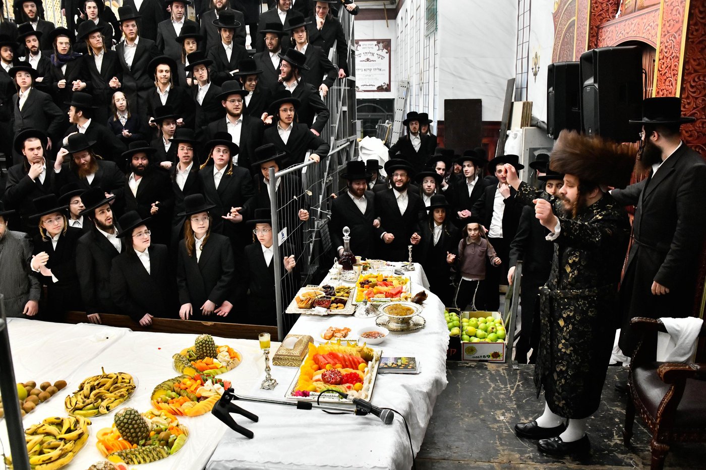 האדמו"ר מקרעטשניף כפר אתא בטיש ט"ו בשבט