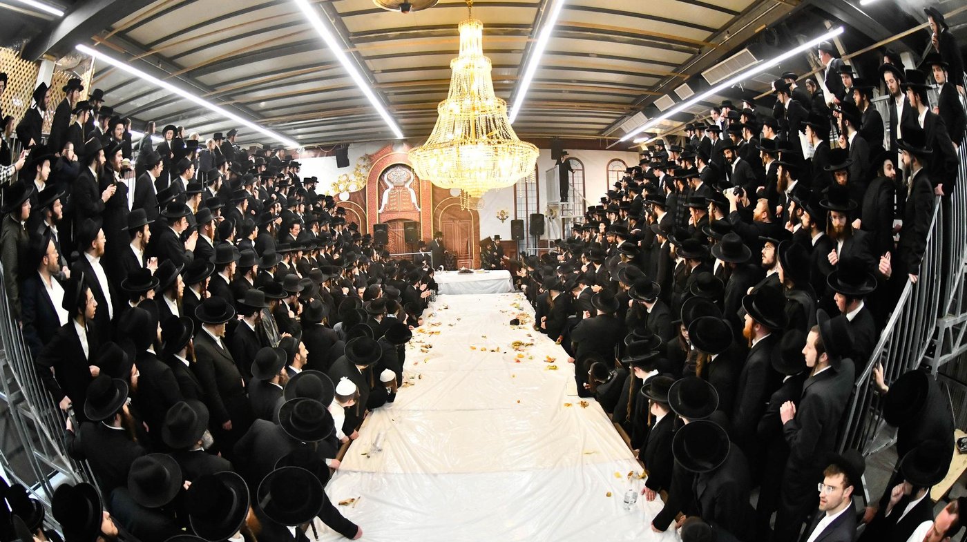 האדמו"ר מקרעטשניף כפר אתא בטיש ט"ו בשבט