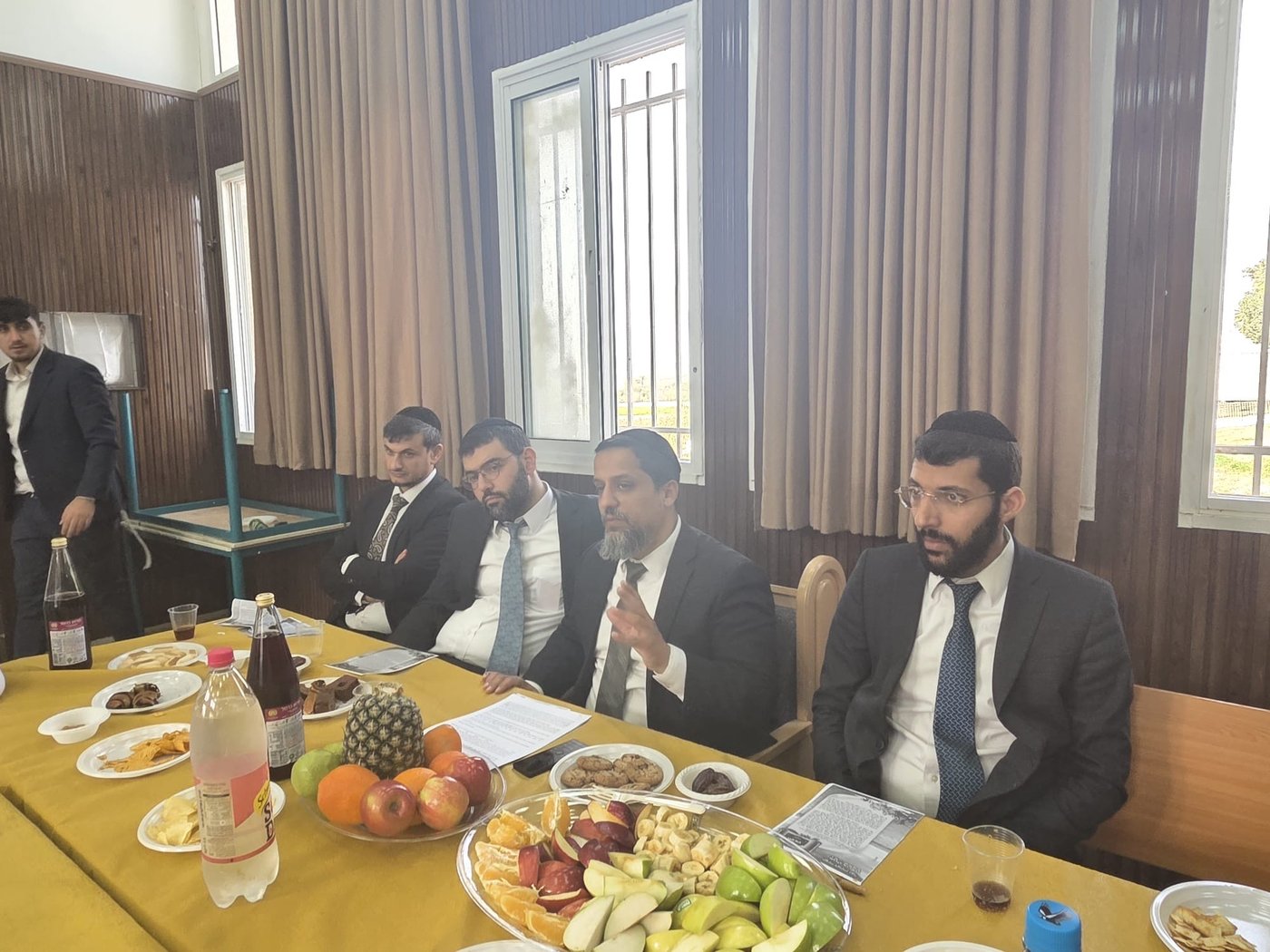 ט"ו בשבט בישיבת “דרכי איש” במושב תירוש