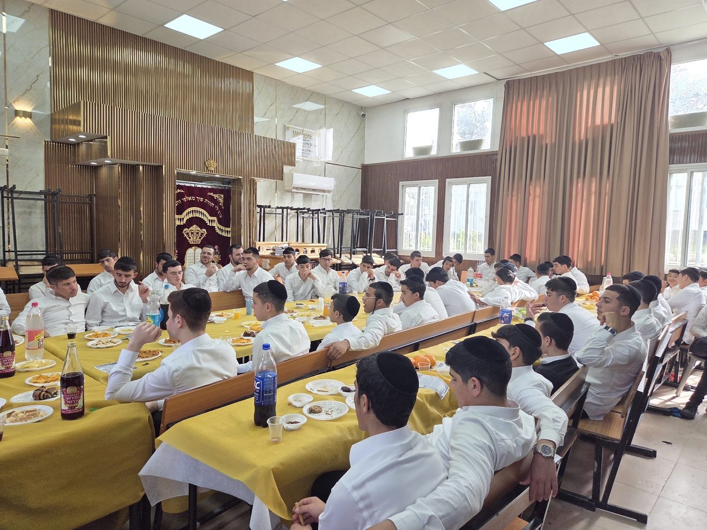 ט"ו בשבט בישיבת “דרכי איש” במושב תירוש