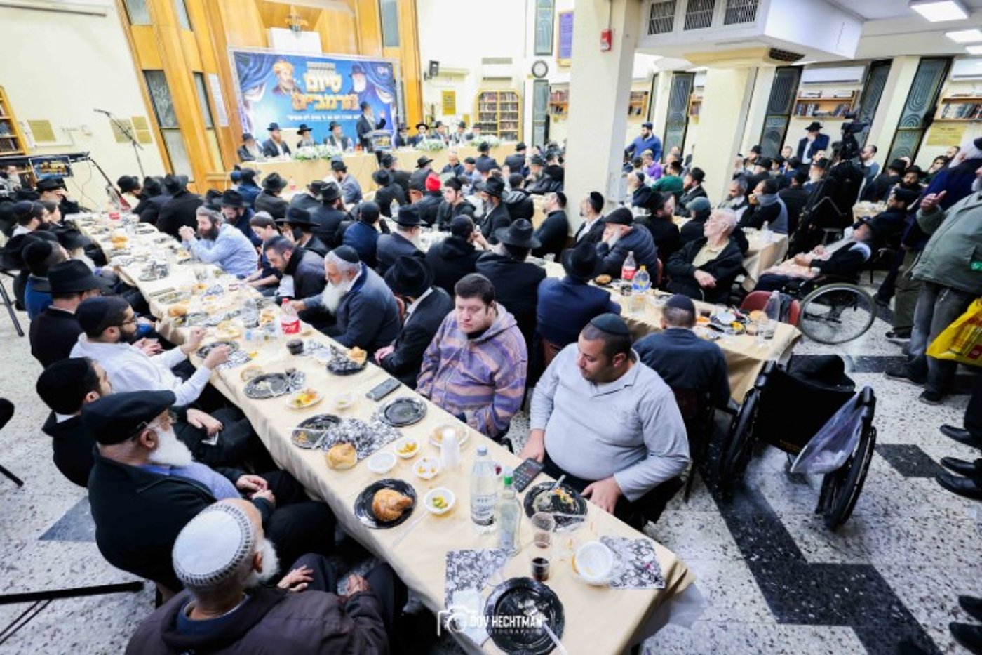 הרבנים הציגו אחדות: מעמד סיום הרמב"ם עם קהל המונים ברחובות