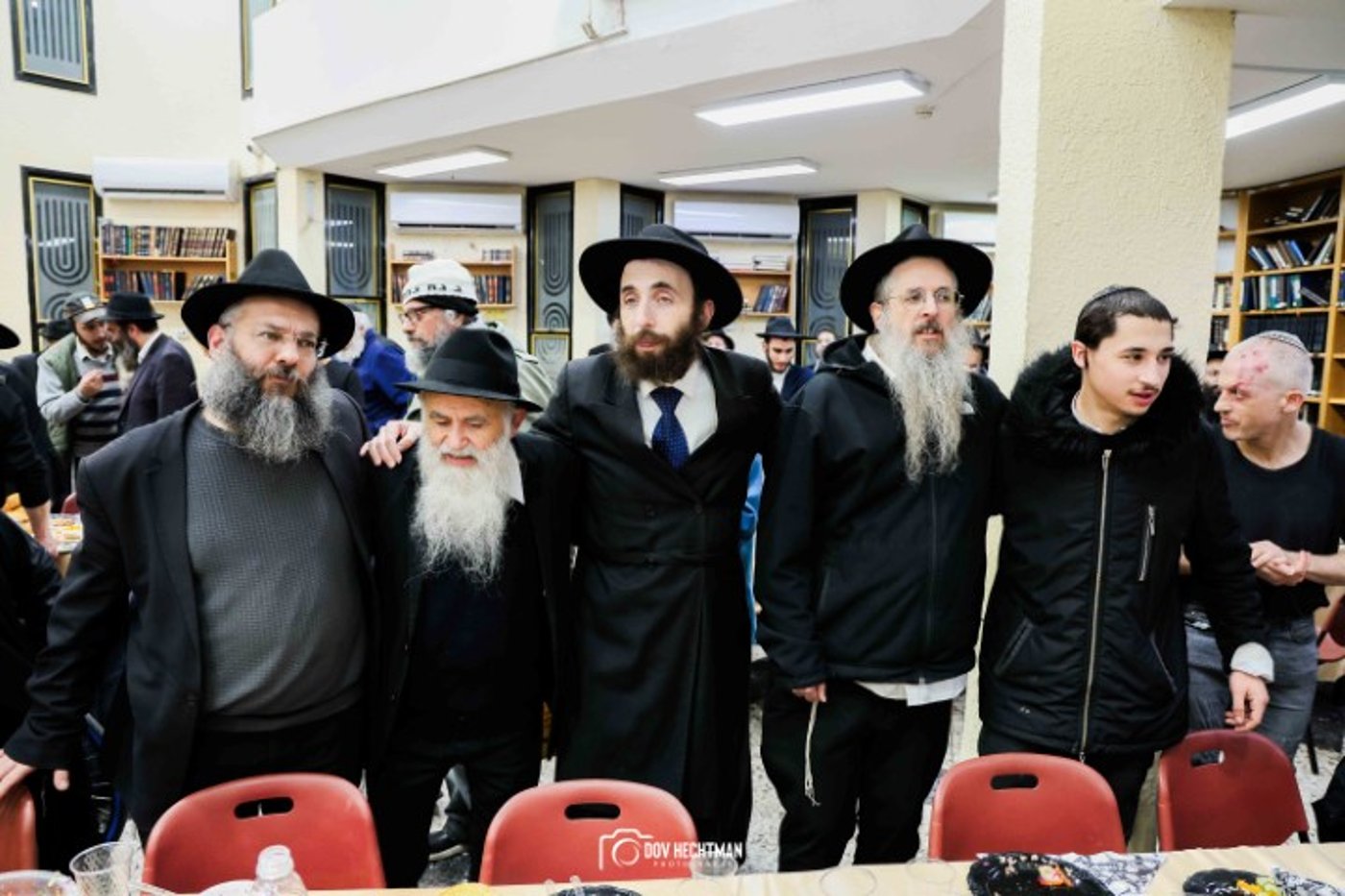 הרבנים הציגו אחדות: מעמד סיום הרמב"ם עם קהל המונים ברחובות