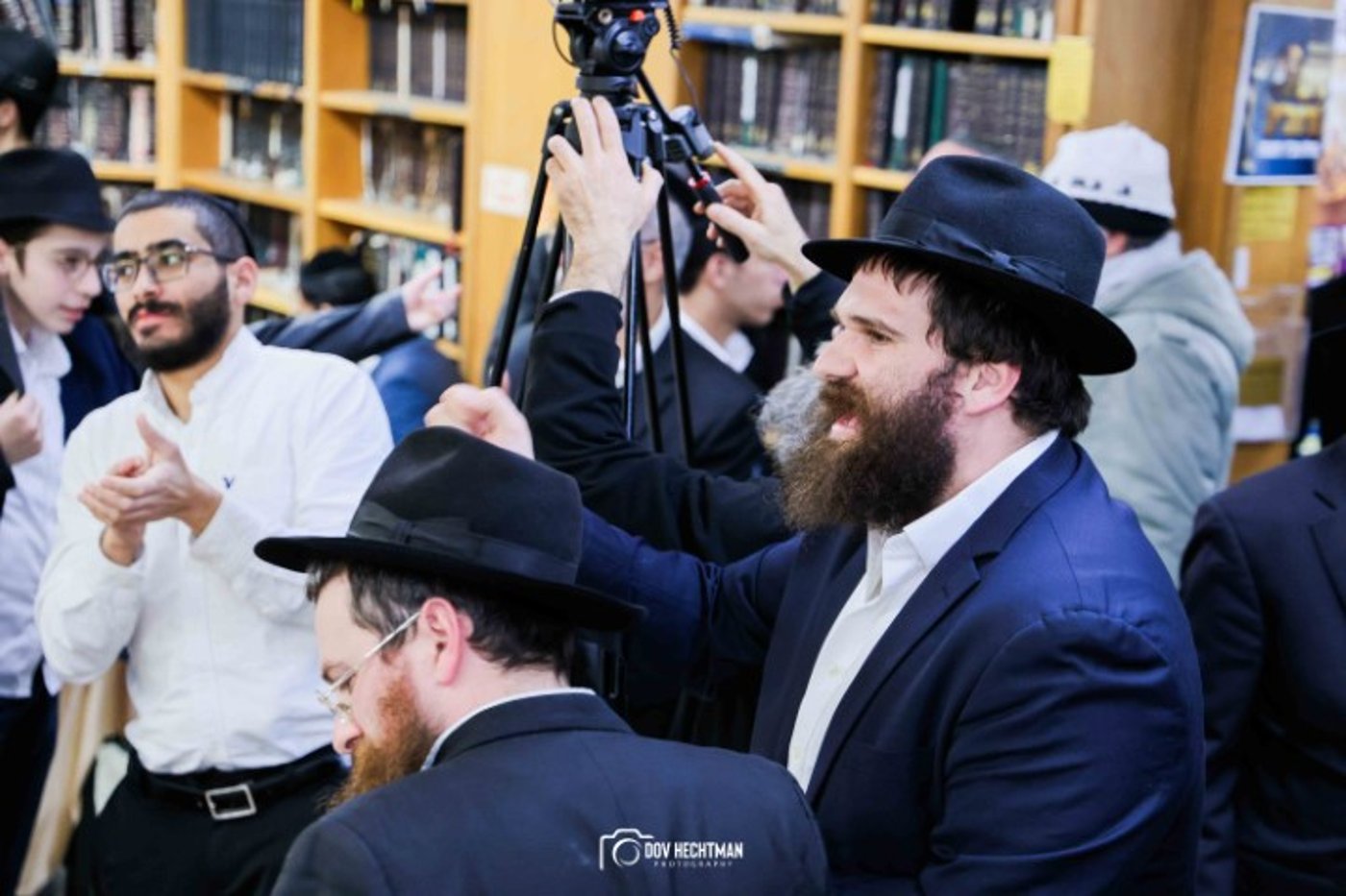 הרבנים הציגו אחדות: מעמד סיום הרמב"ם עם קהל המונים ברחובות