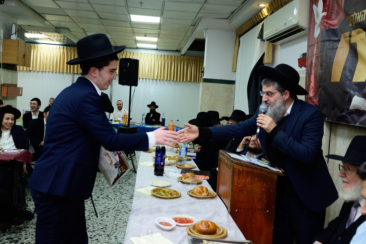 סעודת יתרו ב'כסא רחמים'