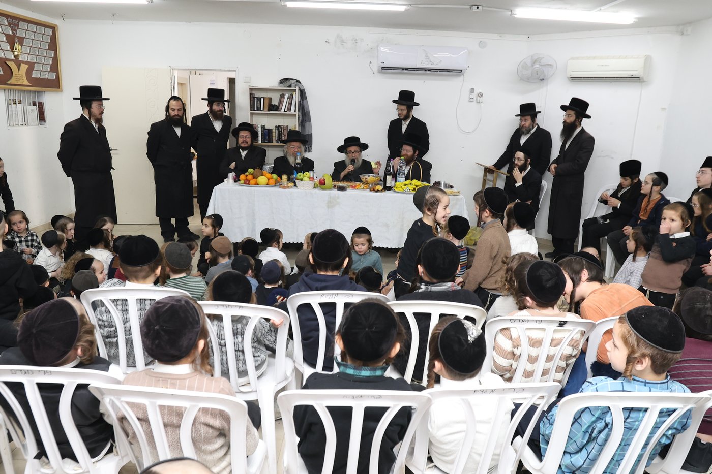 גאב''ד קארלסבורג ט"ו בשבט בת''ת ריבניץ בצפת