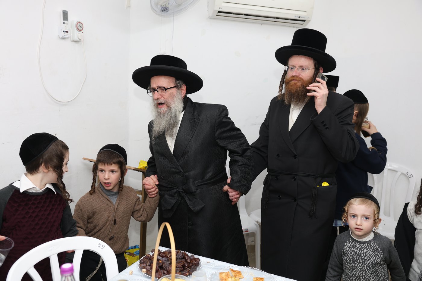 גאב''ד קארלסבורג ט"ו בשבט בת''ת ריבניץ בצפת