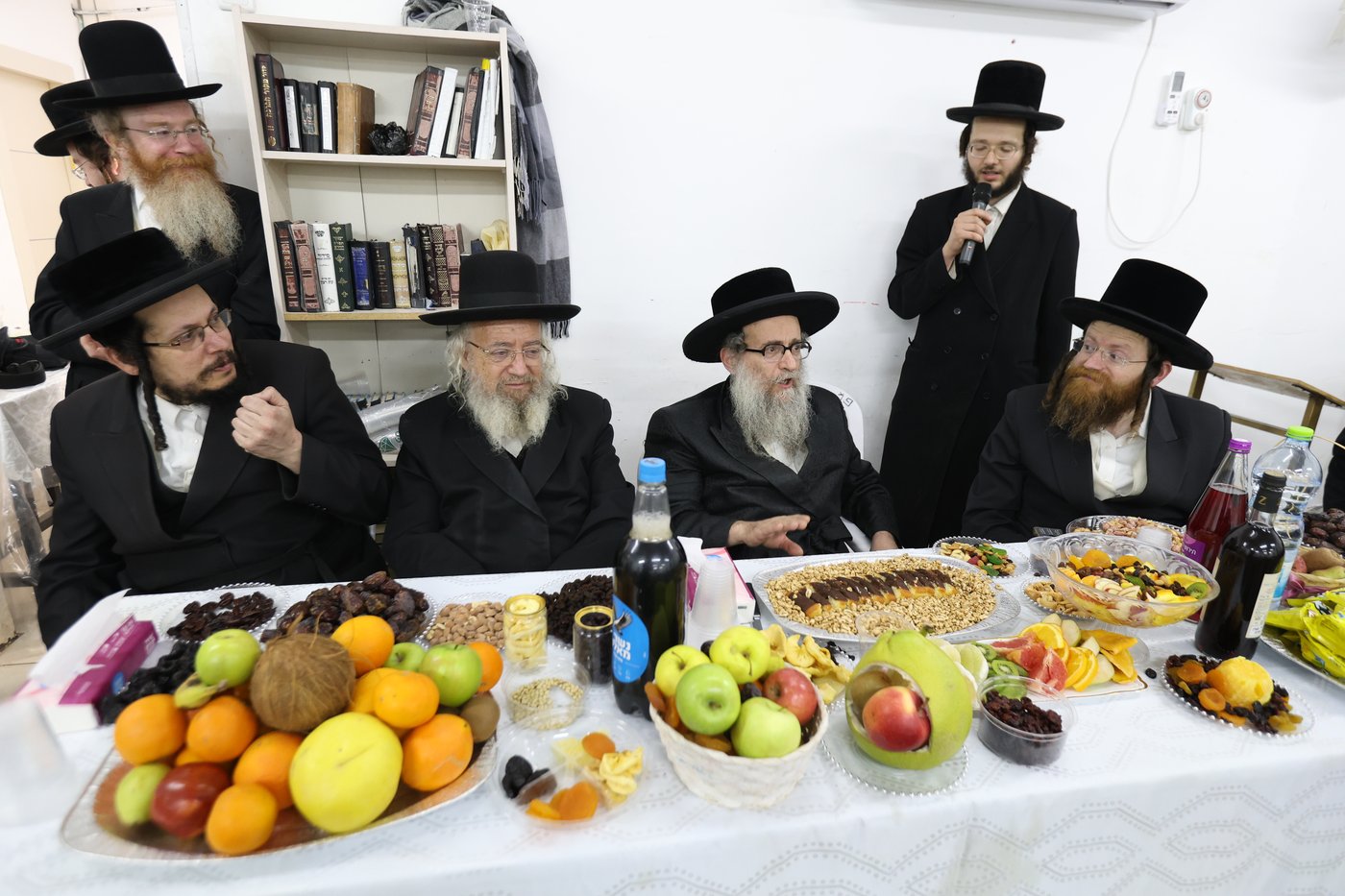 גאב''ד קארלסבורג ט"ו בשבט בת''ת ריבניץ בצפת