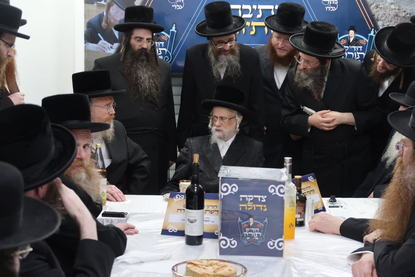 התחלת כתיבת ס"ת בסערט ויז'ניץ