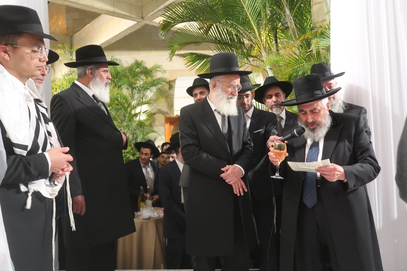 שמחת נישואי נכדת הגר"ש מחפוד