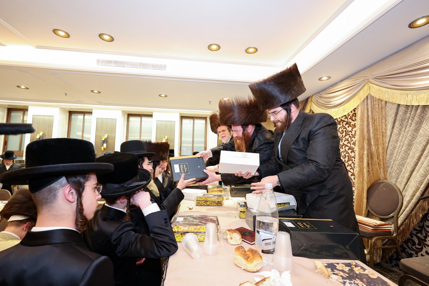 שבע ברכות בהארנאסטייפאל