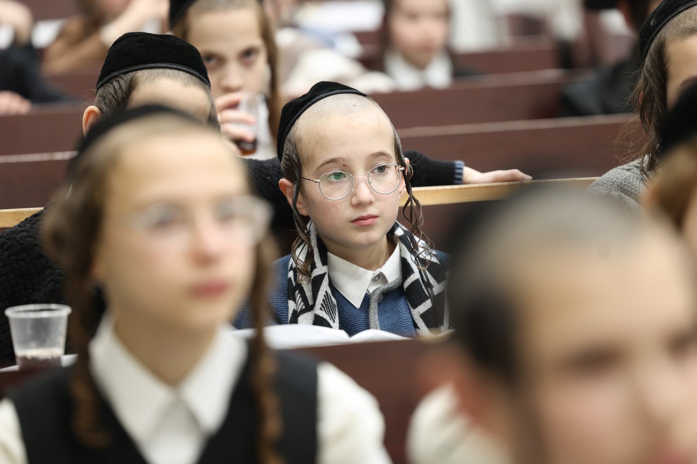 חלוקת פרסים בסאטמר ירושלים