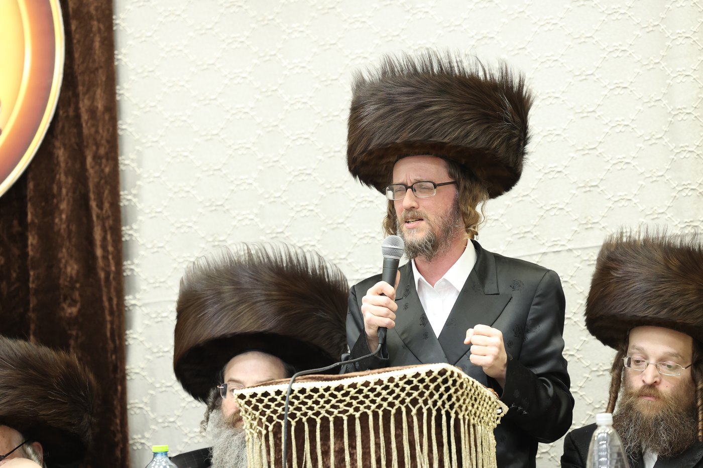 חלוקת פרסים בסאטמר ירושלים