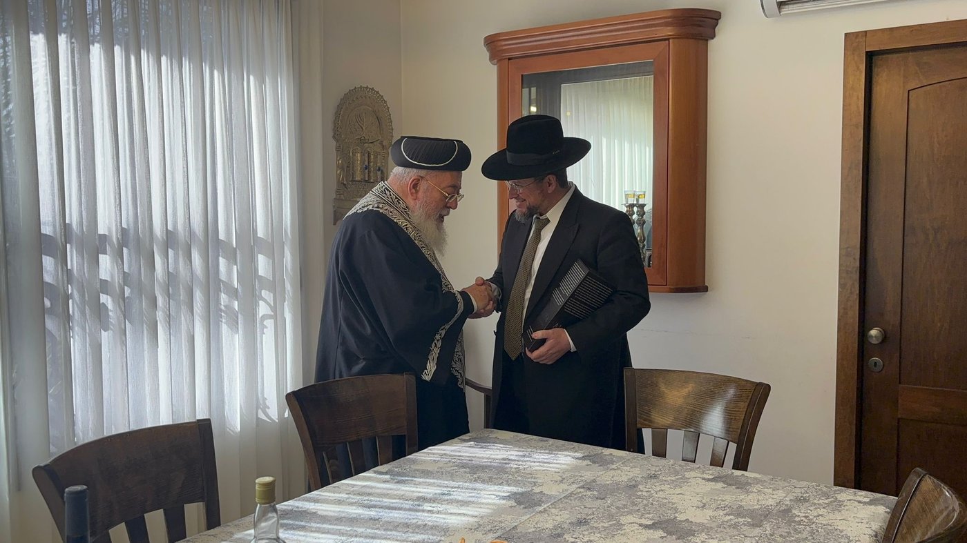 הגר"א דרעי אצל הגרש"מ עמאר