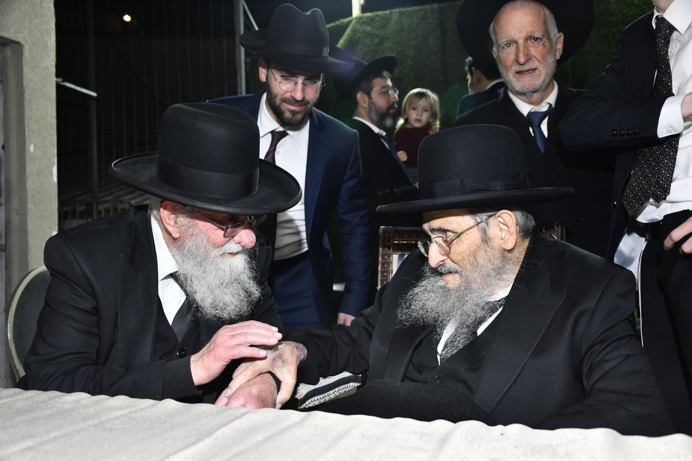 שמחת נישואי נכד הגר"י הקר