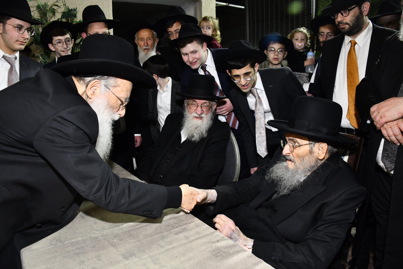 שמחת נישואי נכד הגר"י הקר