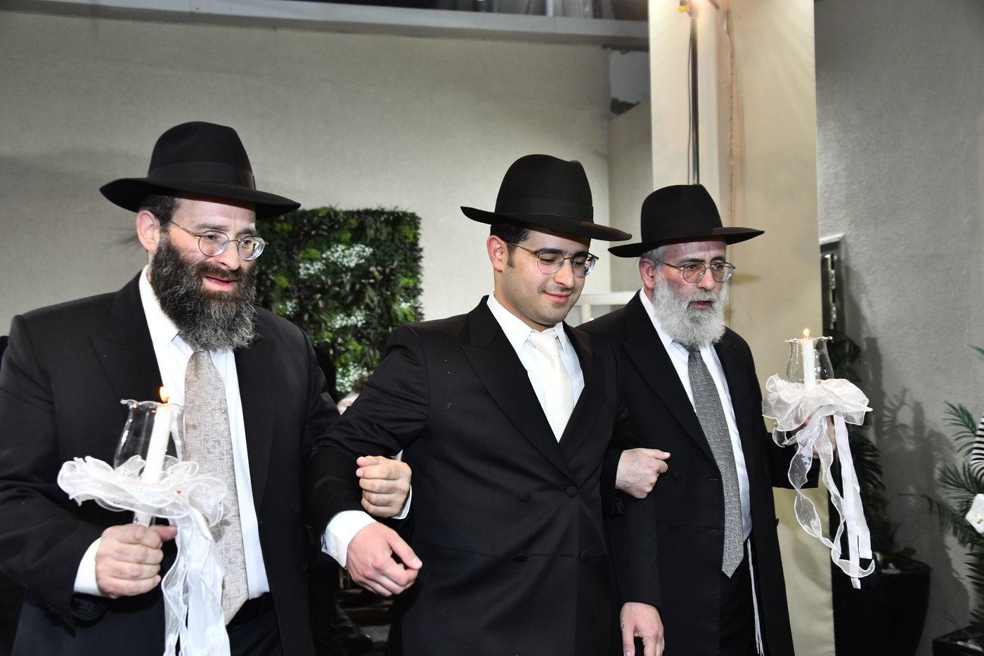 שמחת נישואי נכד הגר"י הקר