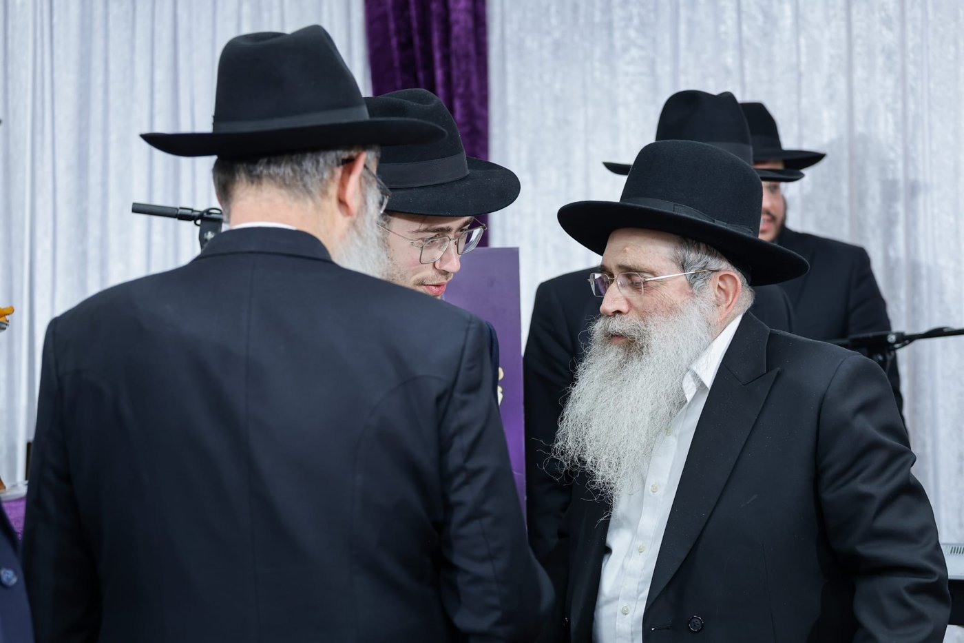 הכנסת ספר תורה ל'דרך אמונה' בקרית אתא