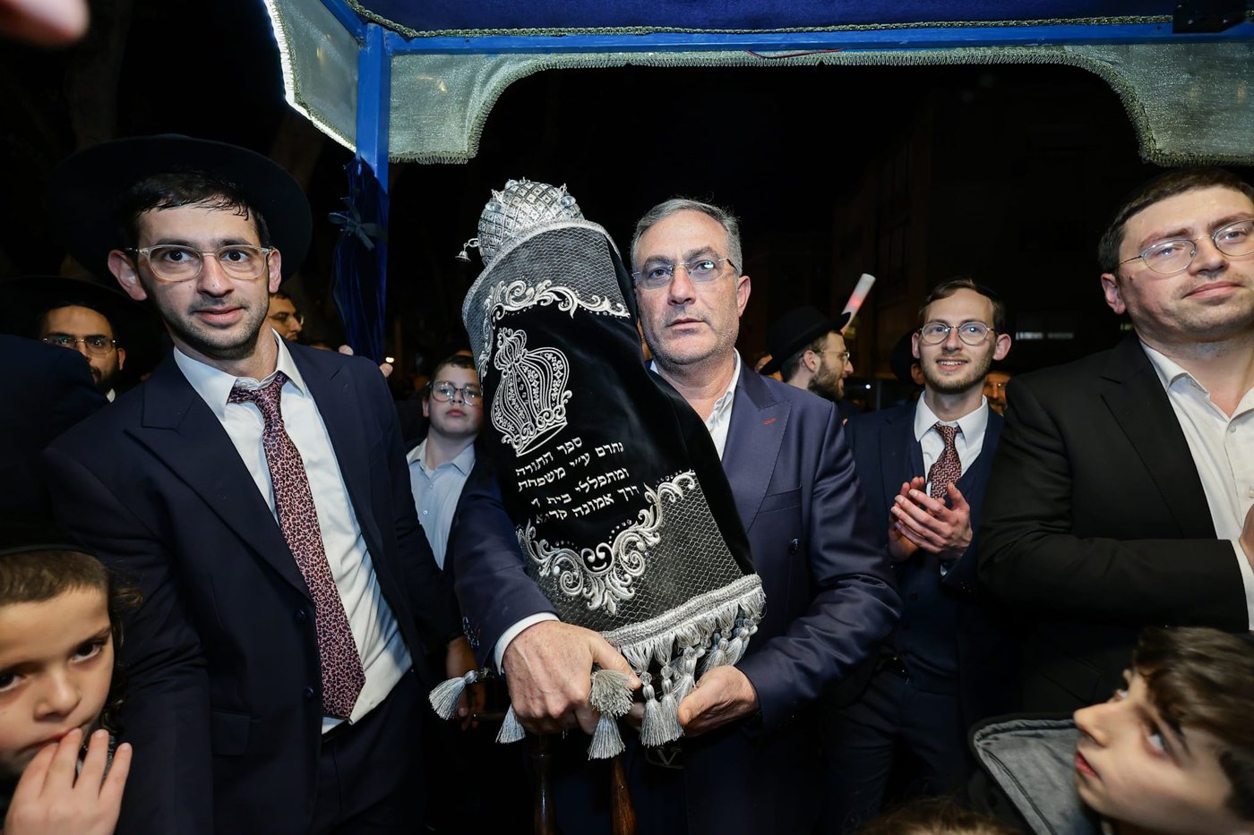 הכנסת ספר תורה ל'דרך אמונה' בקרית אתא