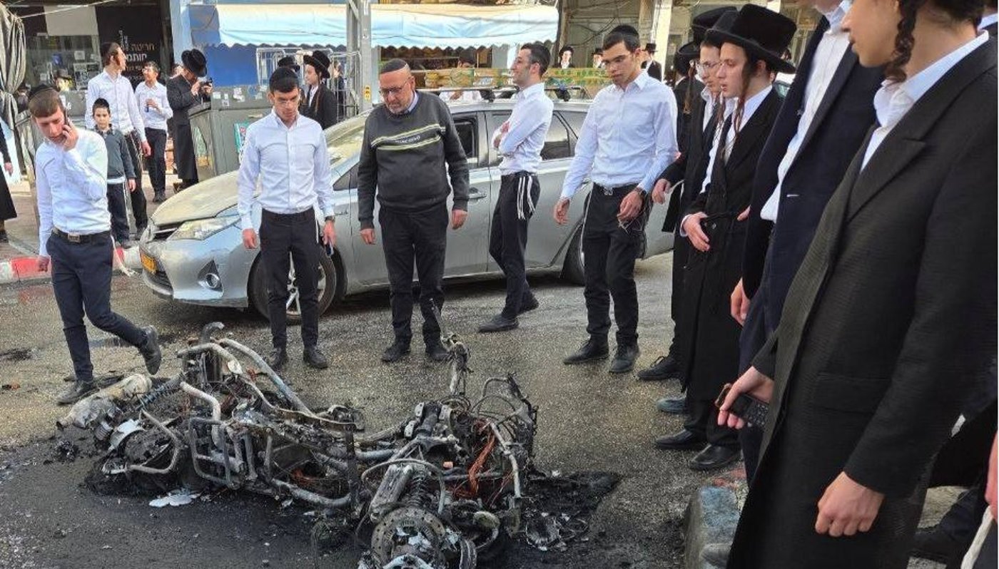 מה שנותר מהאופנוע המשטרתי