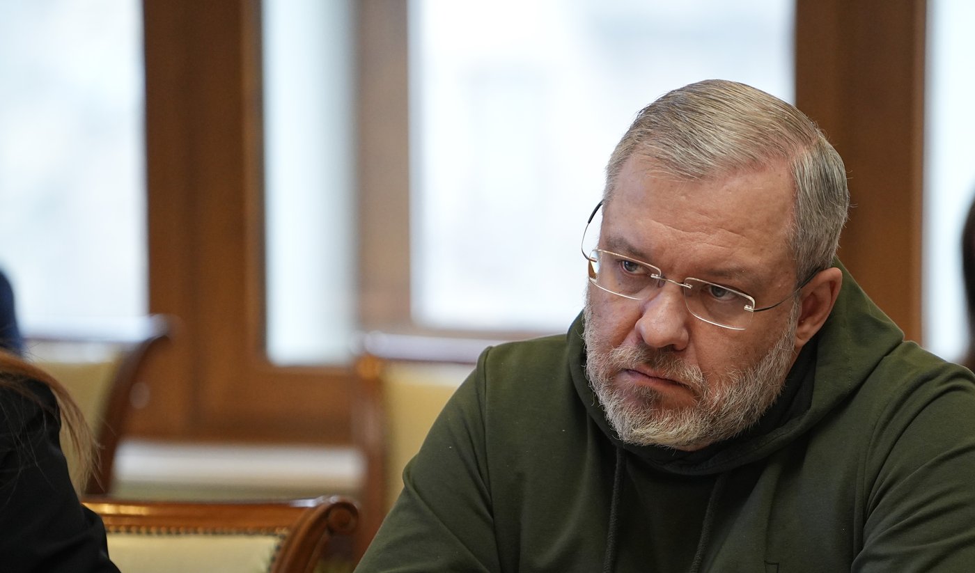 שר האנרגיה לשעבר