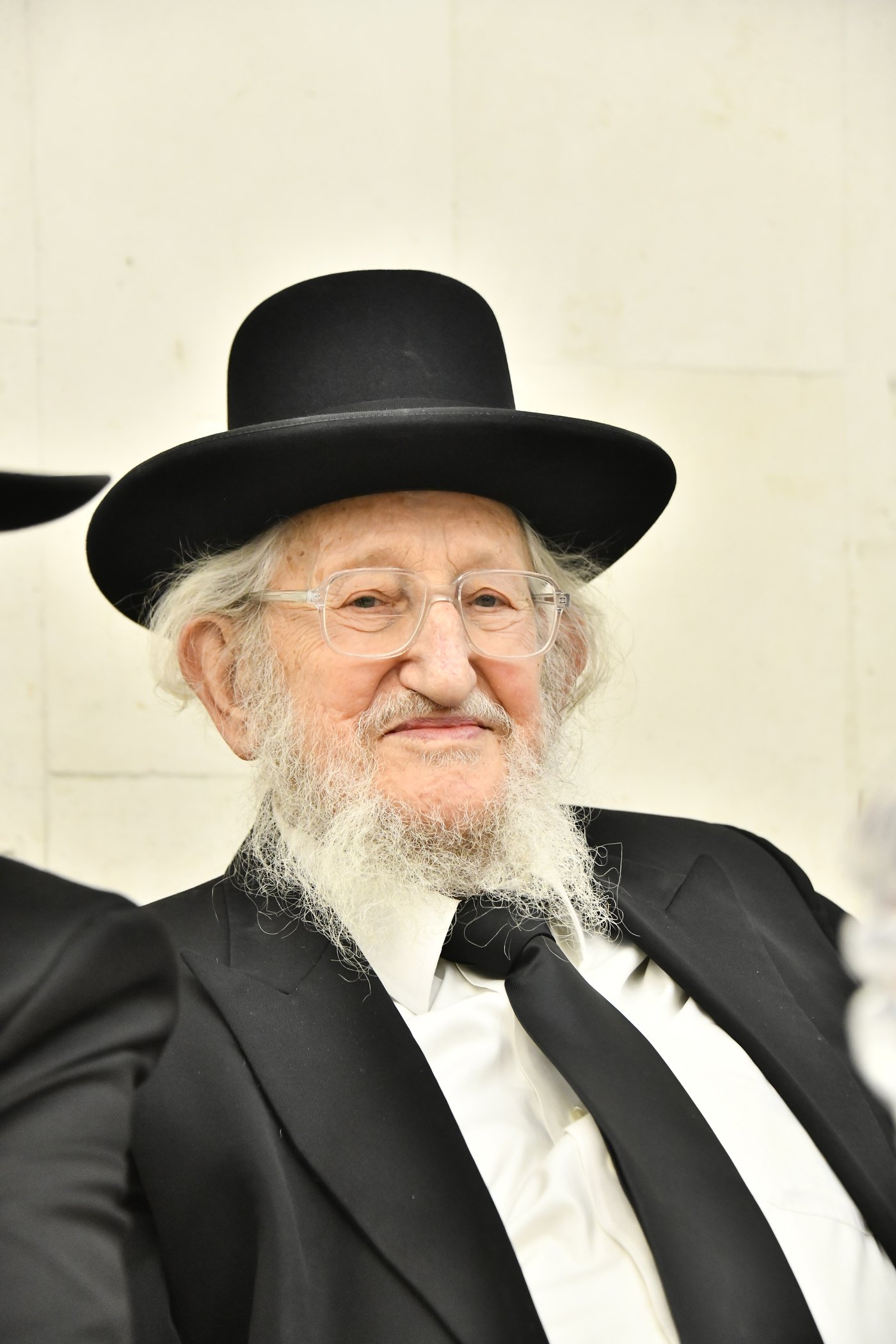 שמחת האירוסין בבאר יעקב - שכר שכיר