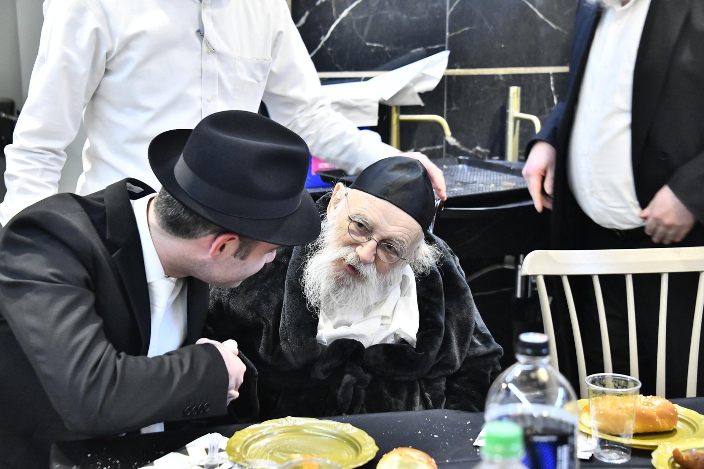 שבע ברכות לנכדת הגר"מ גריינמן