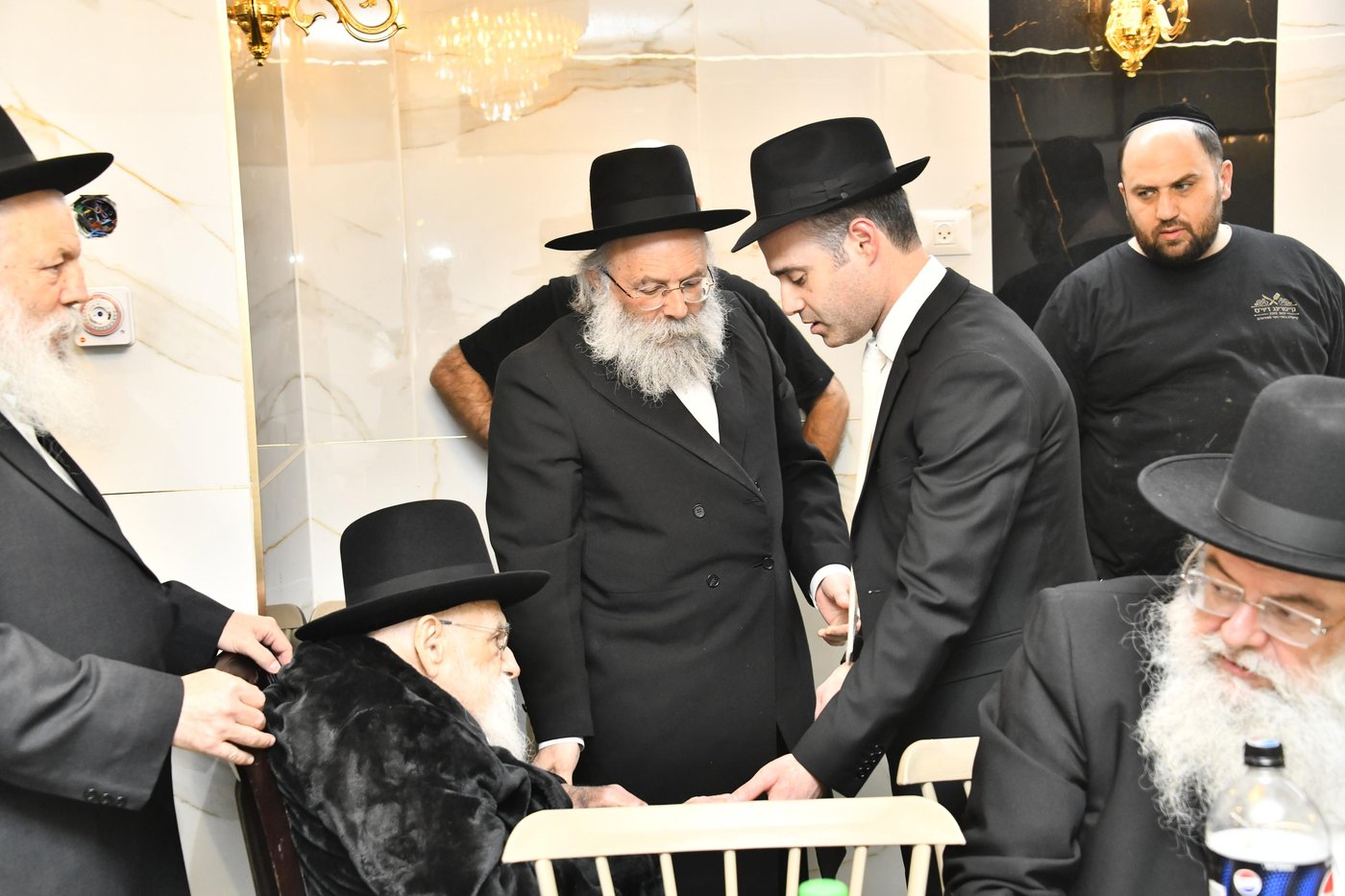 שבע ברכות לנכדת הגר"מ גריינמן