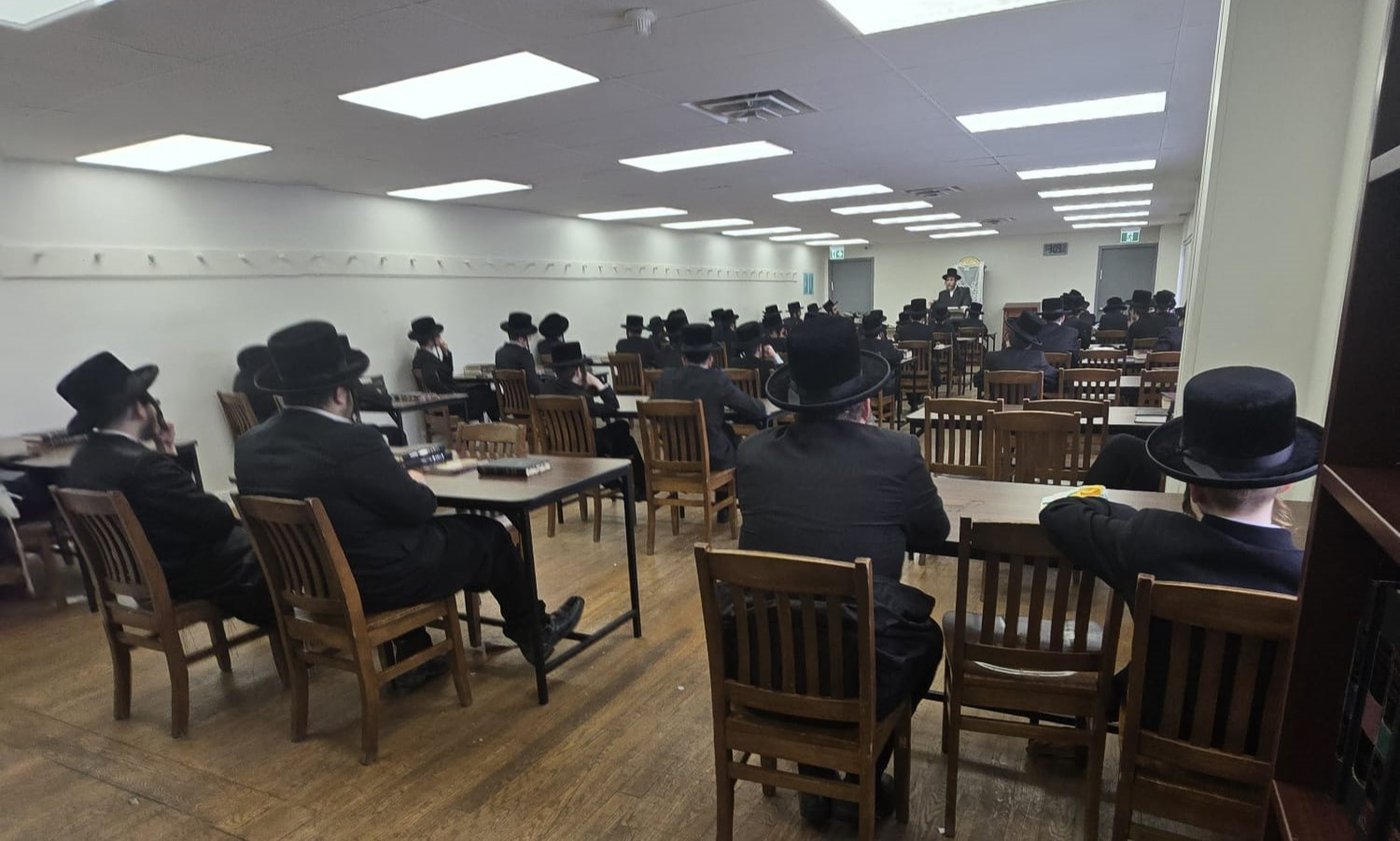 הגה"צ רבי יעקב מרדכי הגר בביקור הוד במונטריאול