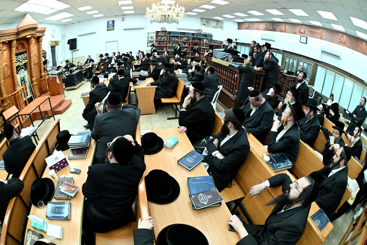 סיום ימי השובבי"ם בחצה"ק סאסוב