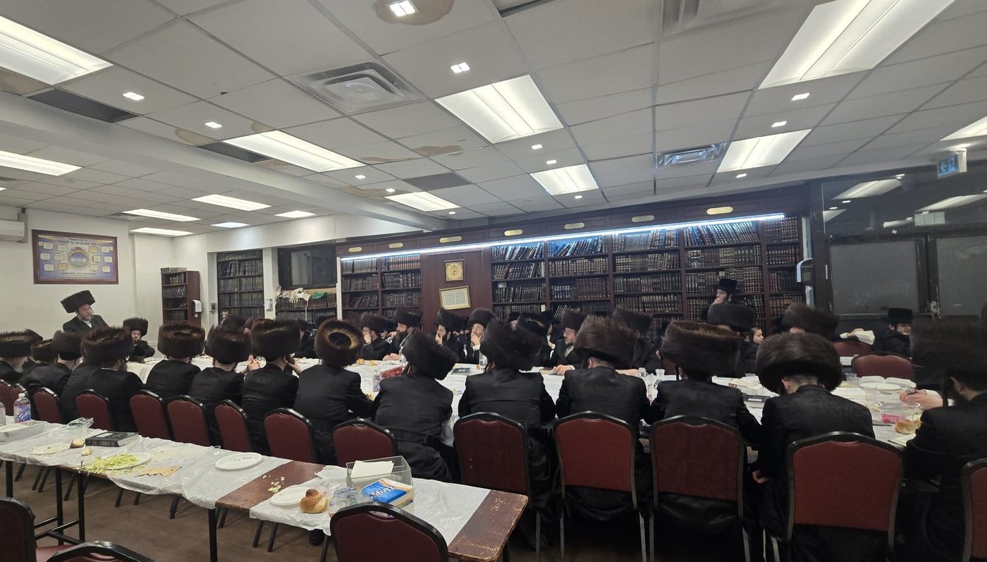 הגה"צ רבי יעקב מרדכי הגר בביקור הוד במונטריאול