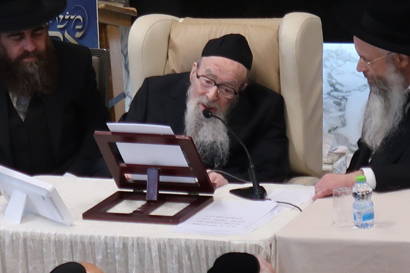 הגר"י עדס בכנס הבוגרים של ישיבת "קול יעקב"